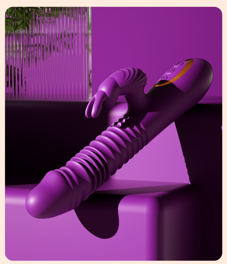 Elegantes lila Vibrator mit strukturierten Design, ideal für Vergnügen und Selbst-Pflege.