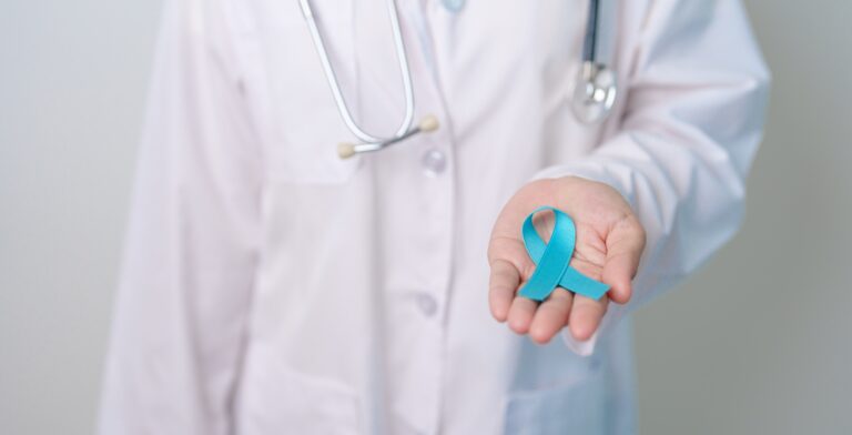 Noviembre azul Mes de sensibilización sobre el cáncer de próstata