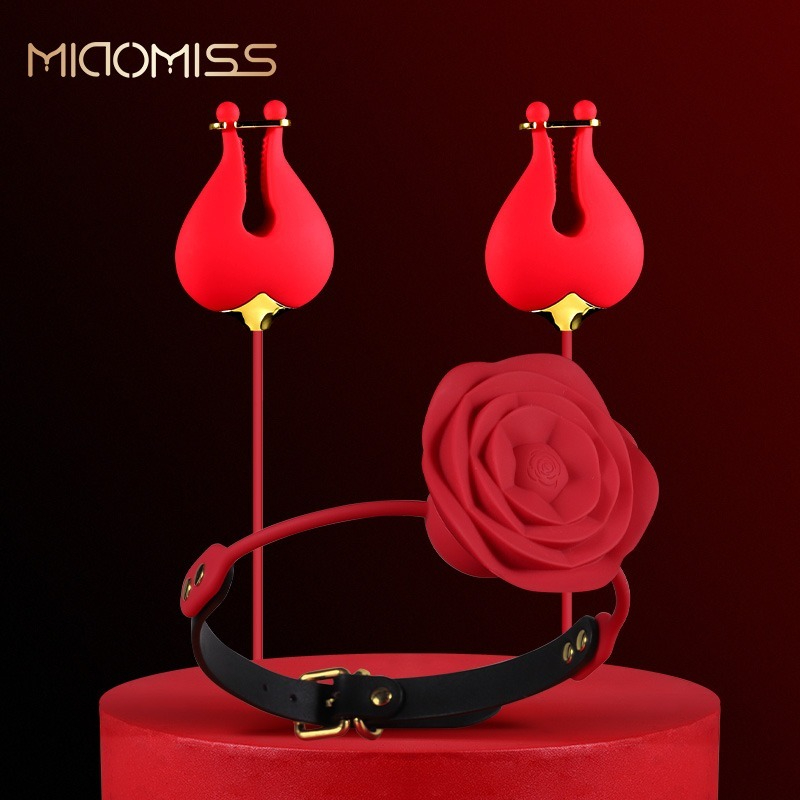 Elegantes accesorios y diadema rojos para ir a la moda en un ambiente vibrante.